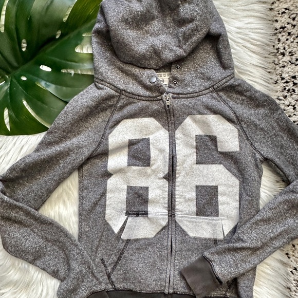 Super Cute Victoria’s Secret PINK Jacket - Picture 4 of 10